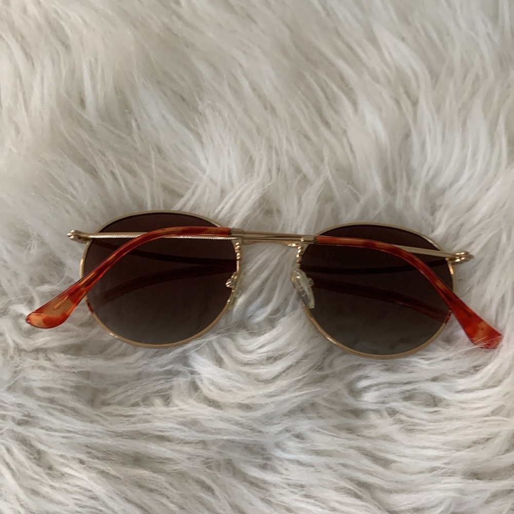 ROUND SUNGLASSES - Picture 7 of 11